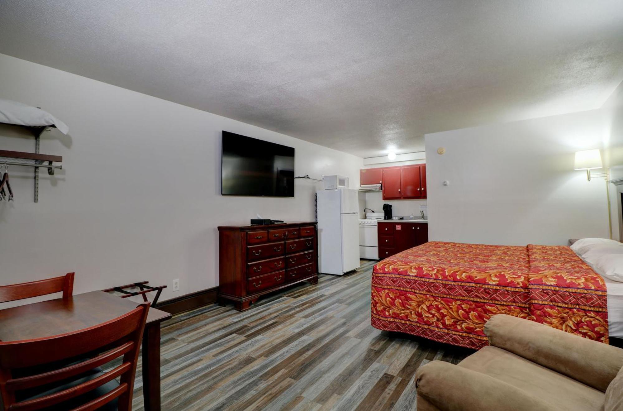 Canaan Motel